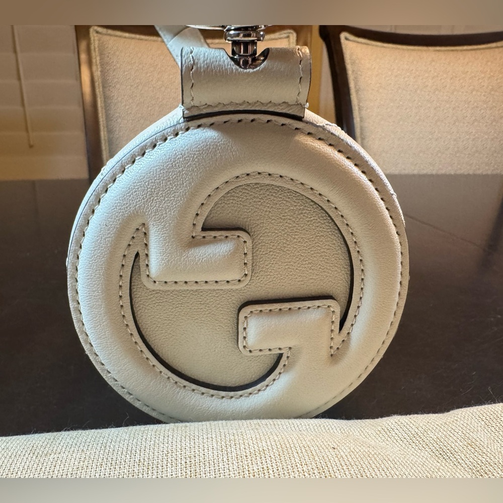 New Authentic Gucci Blondie GG Logo Ivory Shoulder Bag - Picture 5 of 14